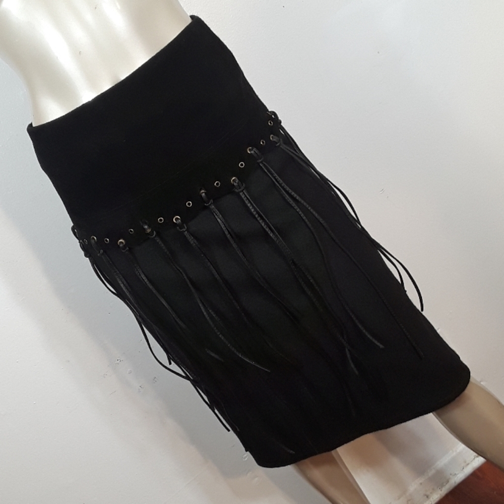VINTAGE SKIRT